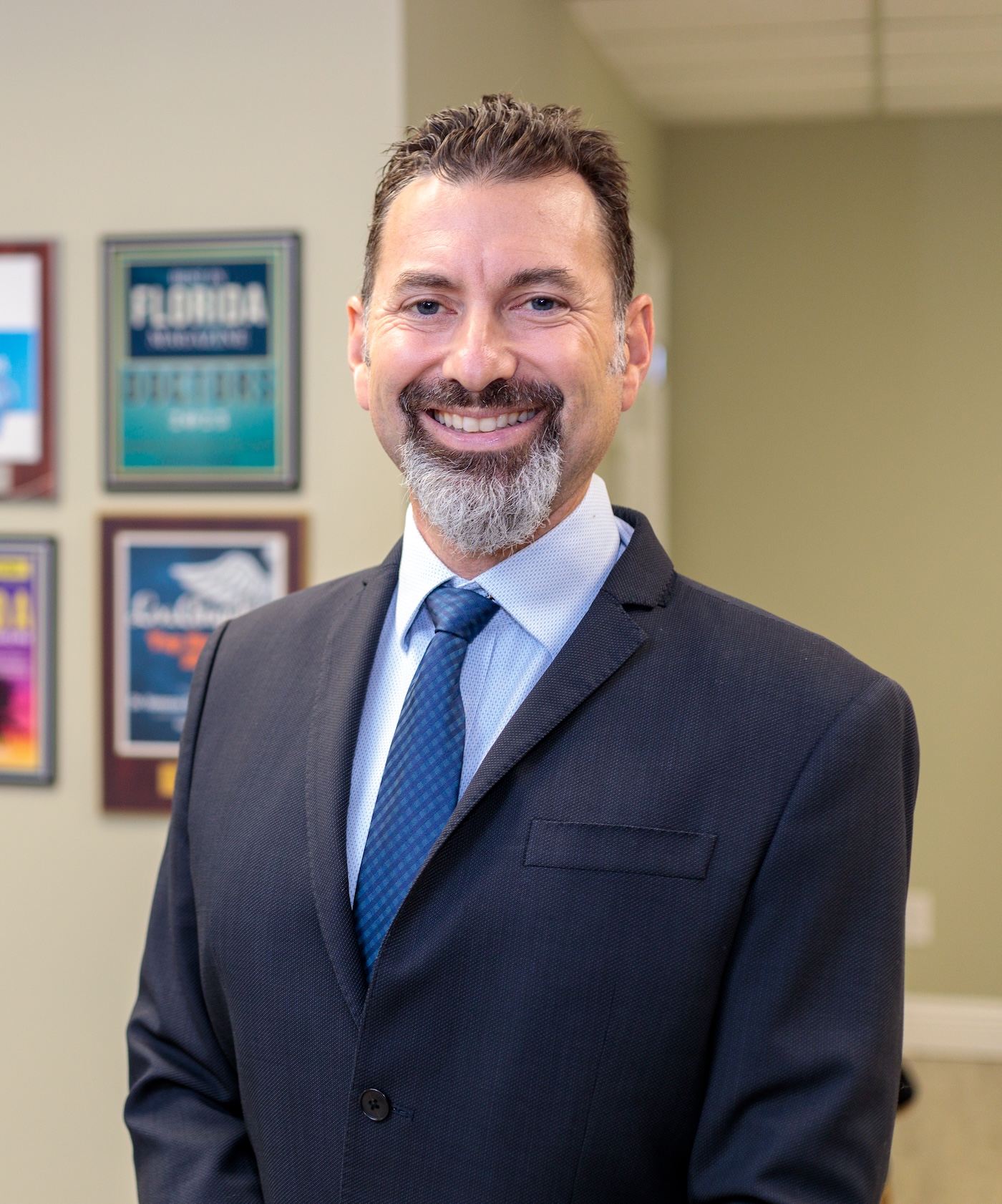 Jason Cuéllar, MD